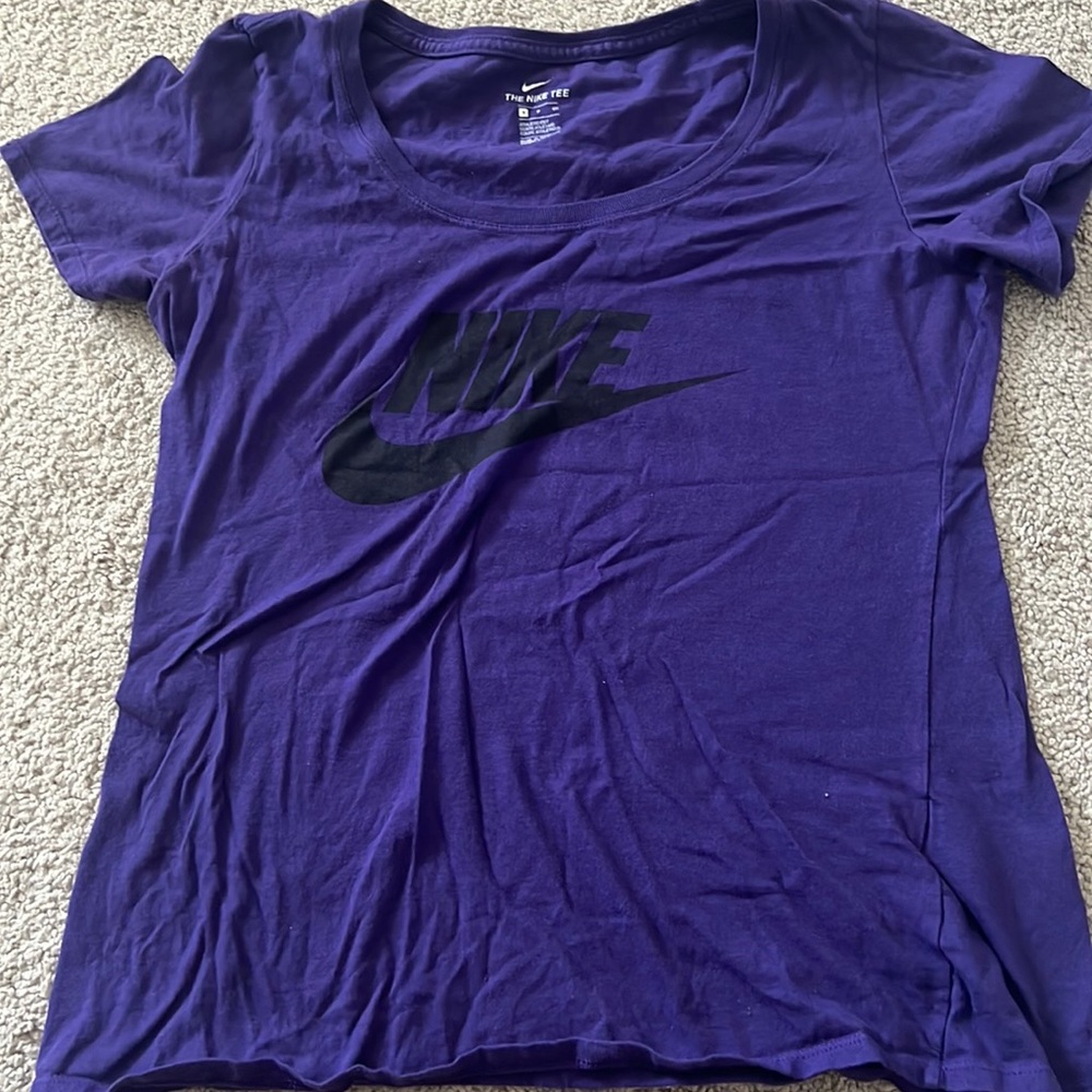 Nike Tee, Purple, size small